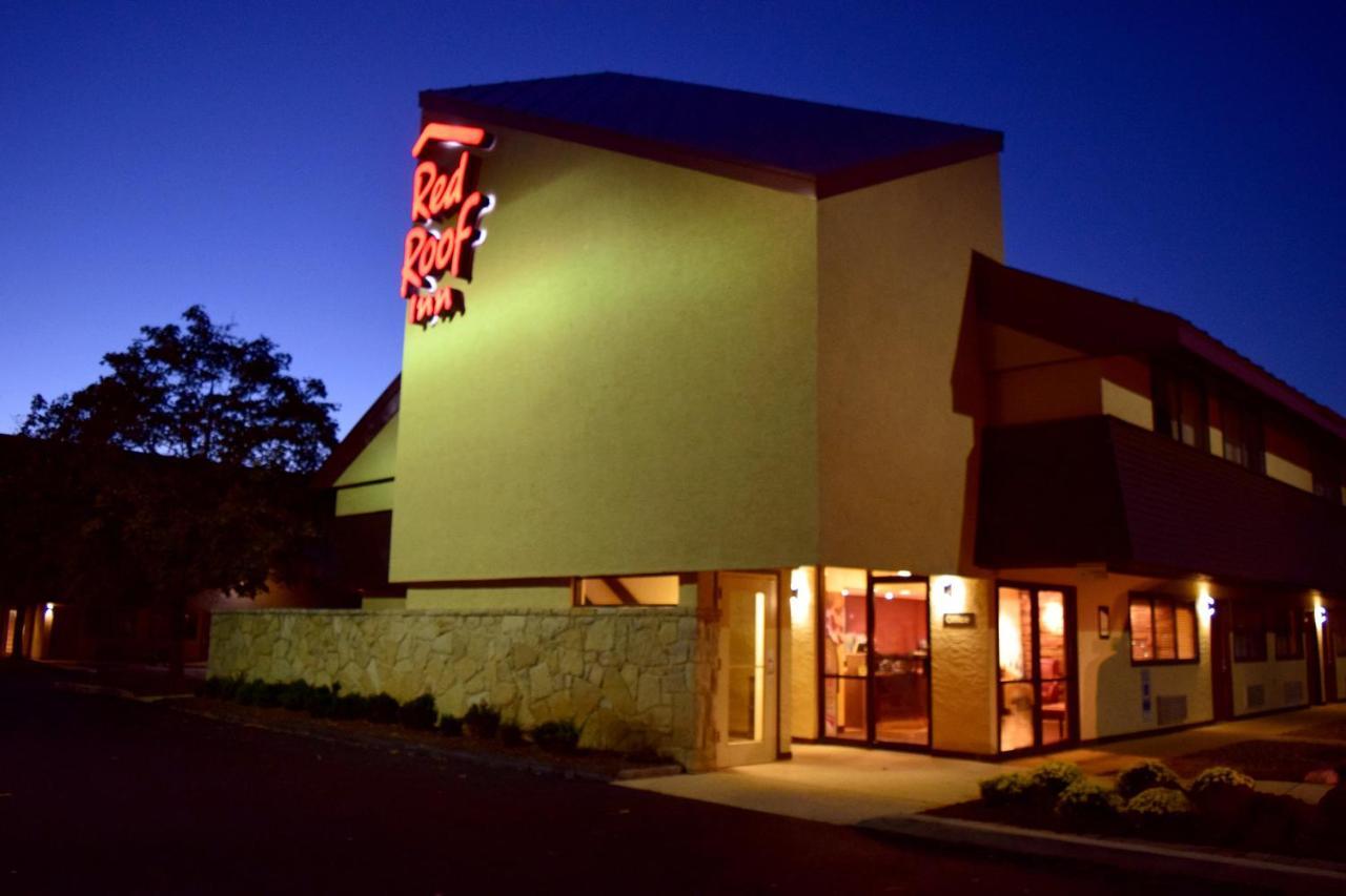 Red Roof Inn Harrisburg North Exterior photo